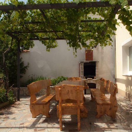 Holiday Home Domi Novi Vinodolski Exterior photo