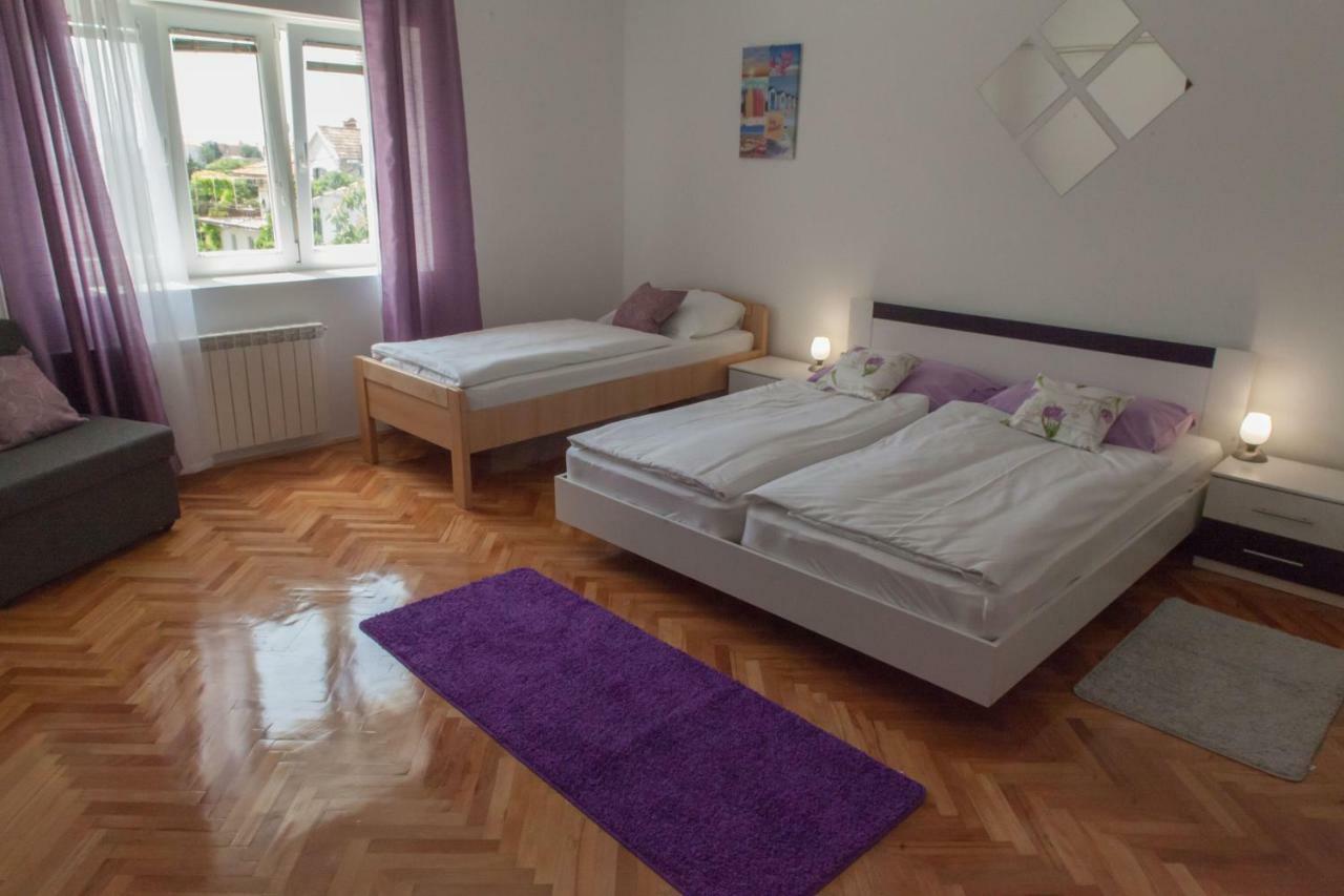Holiday Home Domi Novi Vinodolski Exterior photo