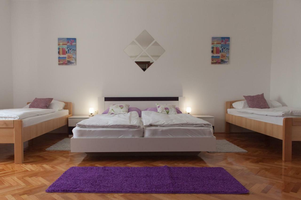 Holiday Home Domi Novi Vinodolski Exterior photo
